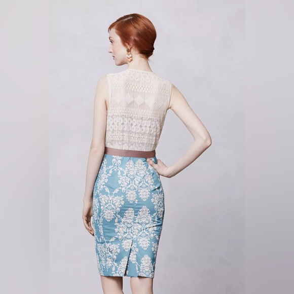 Lasercut Fleur-De-Lys Sheath Beguile by Byron Lars - Picture 3 of 9